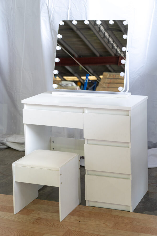 WHITE MAKE-UP DRESSER TABLE WITH TILT ADJUSTABLE LED MIRROR WITH DRAWERS & PULL OUT CHAIR KL-DS05N